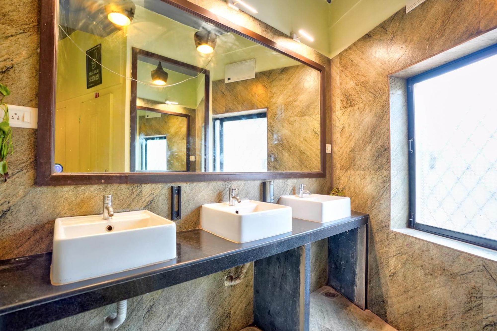 Hive Hostel Anjuna By Just Travels Экстерьер фото